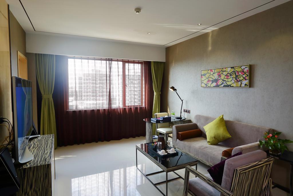 Lori Star Hotel Qionghai Room photo
